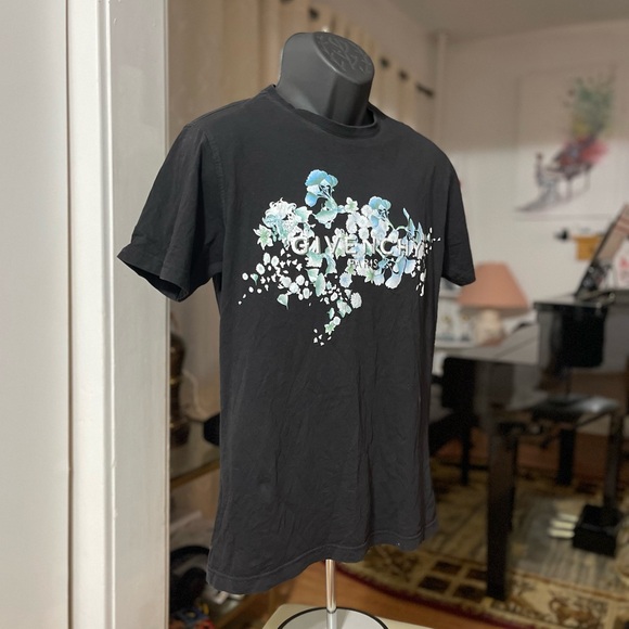 Men’s Size Small Givenchy Logo Print Floral Cotton T-shirt In Black/Multicolors - Picture 9 of 14